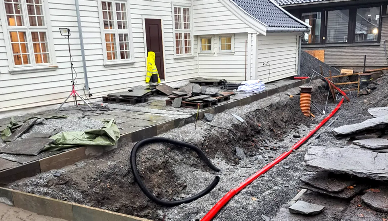 Bygging regnbed ved Kulturhuset Danckert Krohn