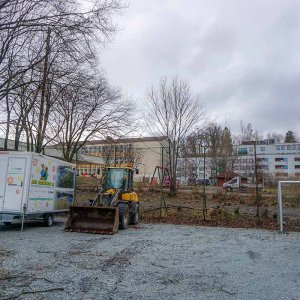 Rugdeveien Lekeplass ved Landås Skole.