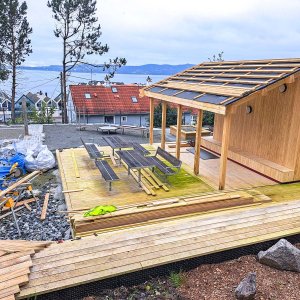 Vi bygger lekeplass for Barnas Byrom i Sudmannsvei