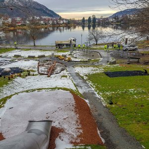 I slutten av november 2017 Tveiteparken lekeplass